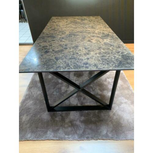 Neolith Emperador marmeren eettafel
