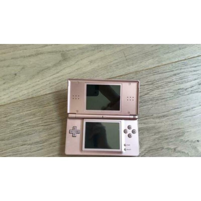 Nintendo DS Lite