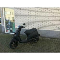 Gave piaggio zip sp 45km brom 4t mat zwart bj2011 6000km