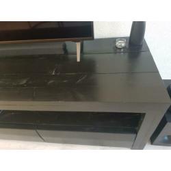 Mooi zwart eiken hout tv meubel 180cm breed. Goede kwaliteit