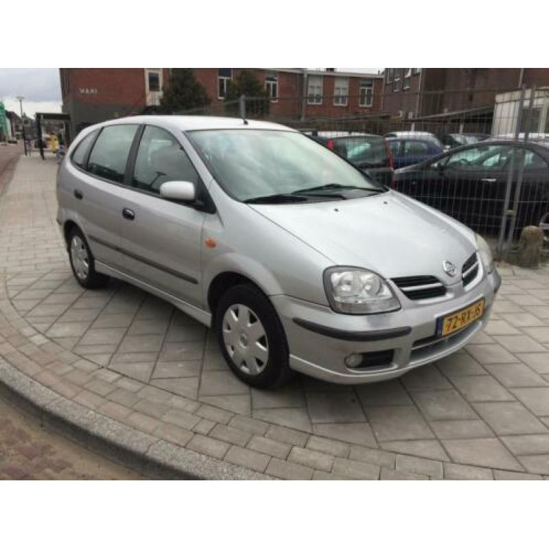 Nissan Almera Tino 2.2 dCi Acenta