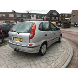 Nissan Almera Tino 2.2 dCi Acenta