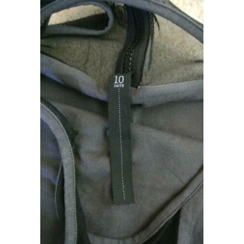 10 days body mt 1 (S/M) donker grijs apart zga nieuw