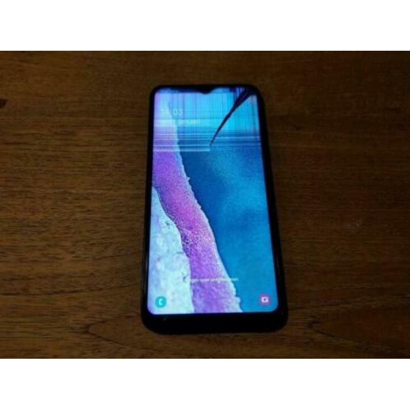 Samsung Galaxy A10 (schade)
