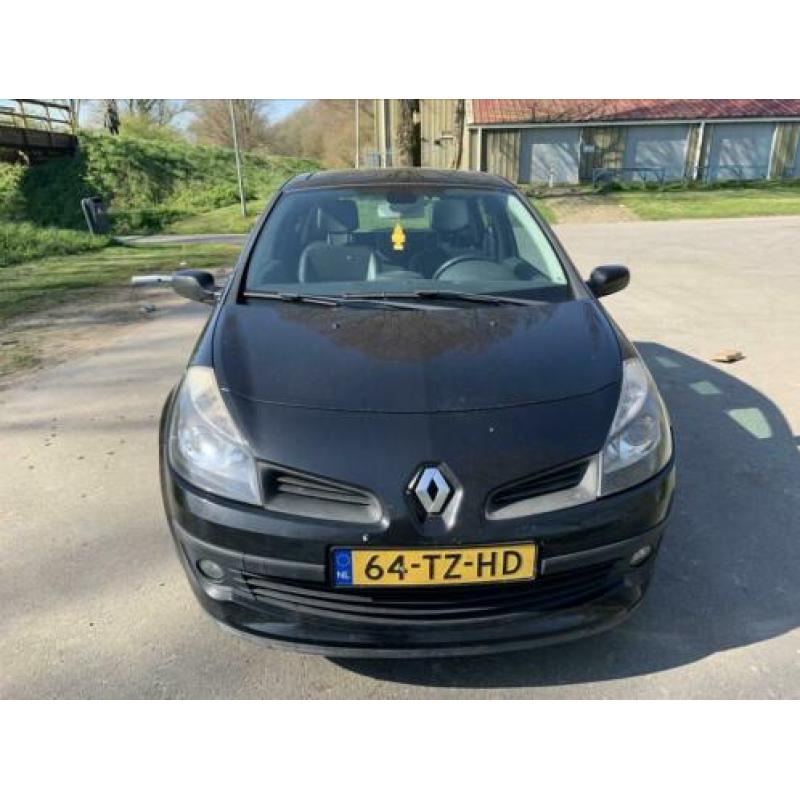 !!goed lezen!! Renault Clio 2.0 16V 3-DRS E4 2007 Zwart