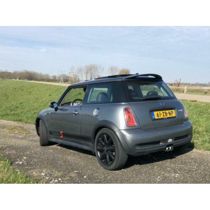 Mini 1.6 16V Cooper S 2004 Grijs