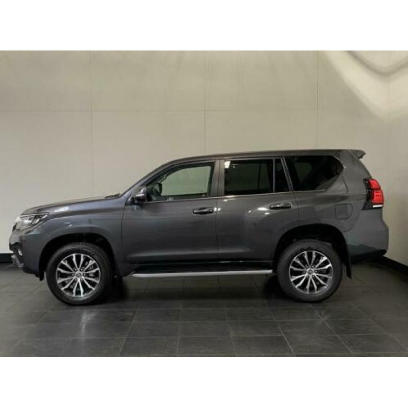Toyota Land Cruiser 2.8 D-4D Executive 2pers. ! 4wd leer rij