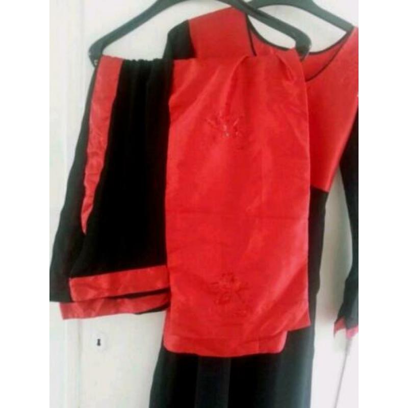 Nieuw Indiase Marokkaanse jurk 3 delige pak zwart rood mat S