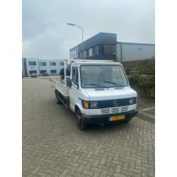 Mercedes-Benz 407D 1983 open laadbak