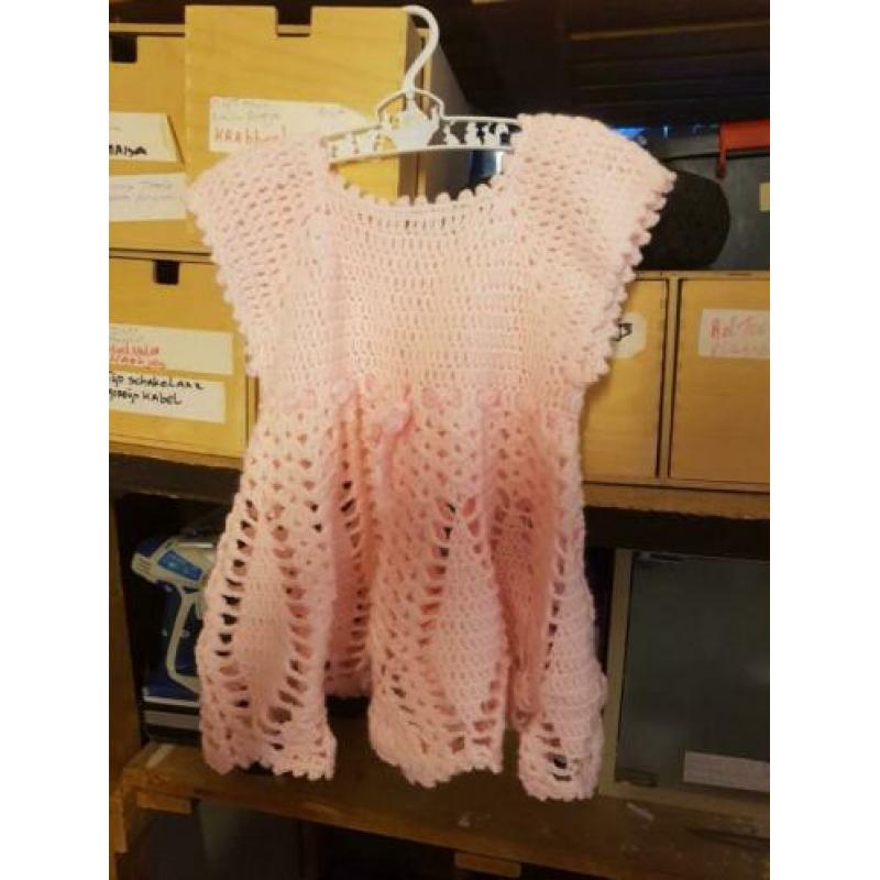 oude kinder en poppen jurkjes te koop