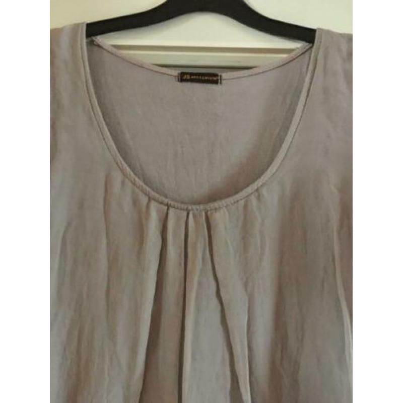 Mooie beige tuniek met twee lagen maat 42/44 voor 10€