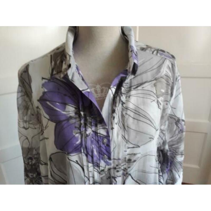 Mooie blouse van FRANK WALDER maat 46