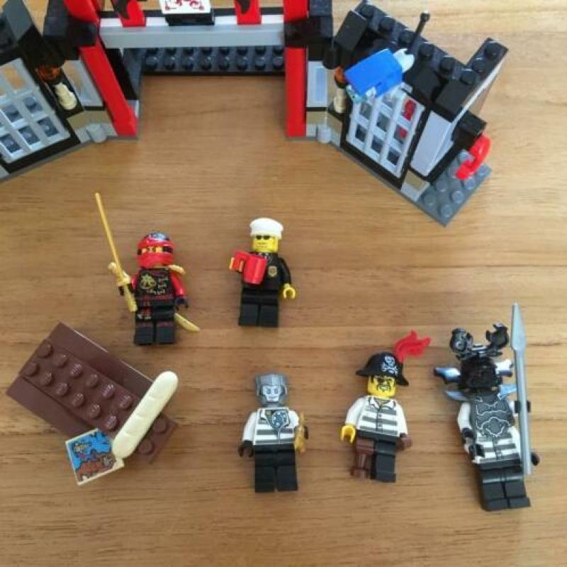 Lego Ninjago 70591 Ontsnapping Uit de Kryptarium Gevangenis