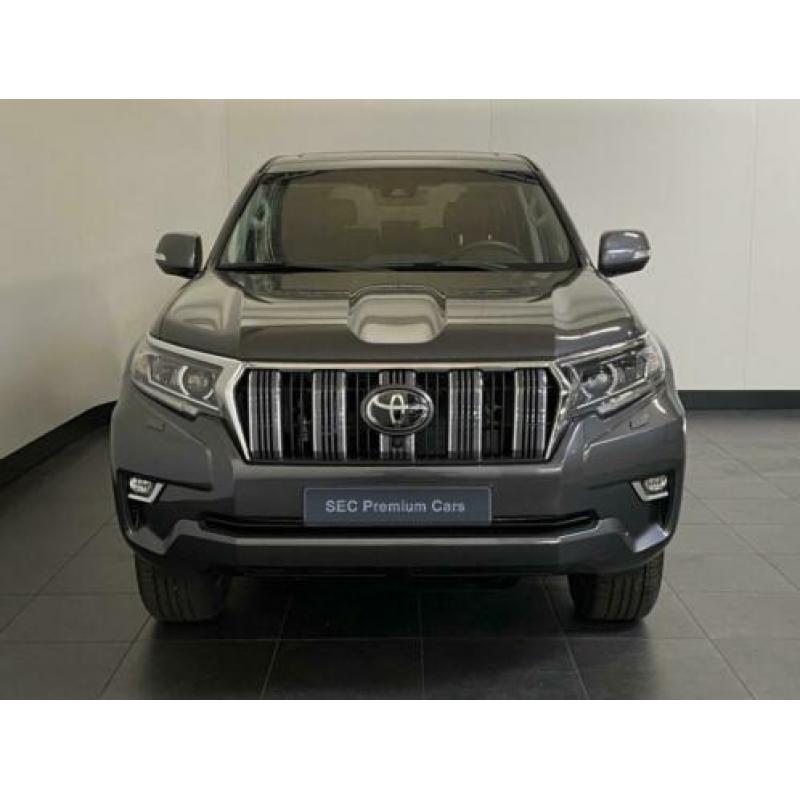 Toyota Land Cruiser 2.8 D-4D Executive 2pers. ! 4wd leer rij