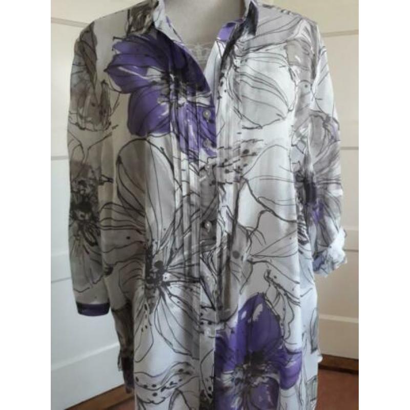 Mooie blouse van FRANK WALDER maat 46