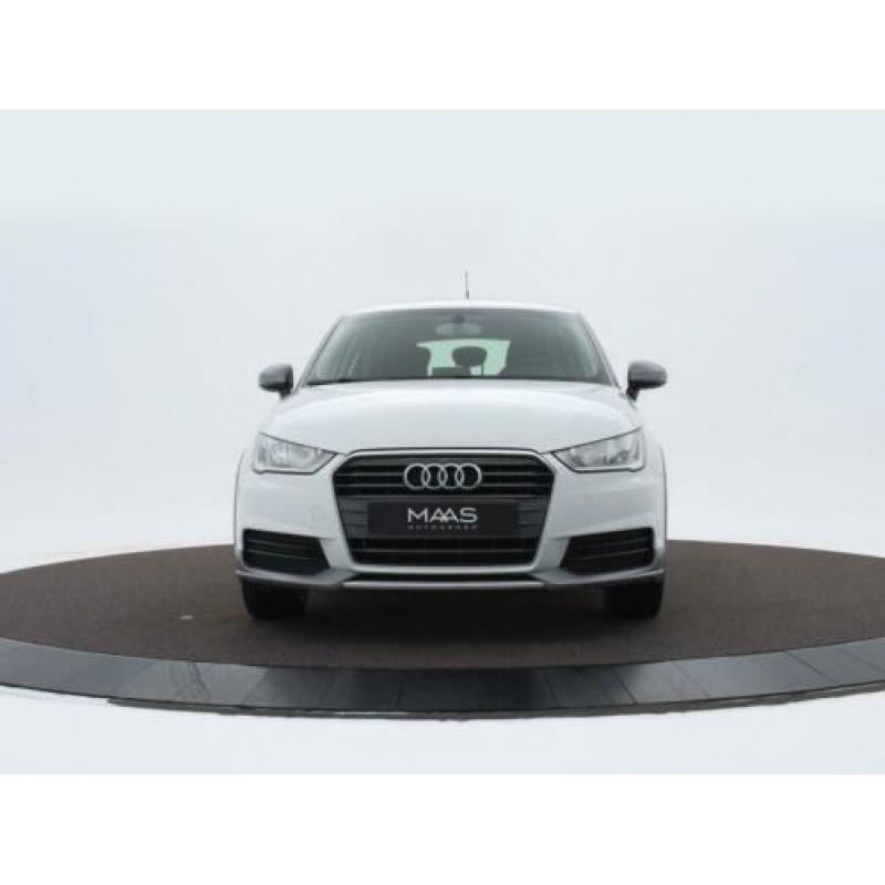 Audi A1 Sportback 1.0 Tfsi 95pk Active | Navigatie | Licht &