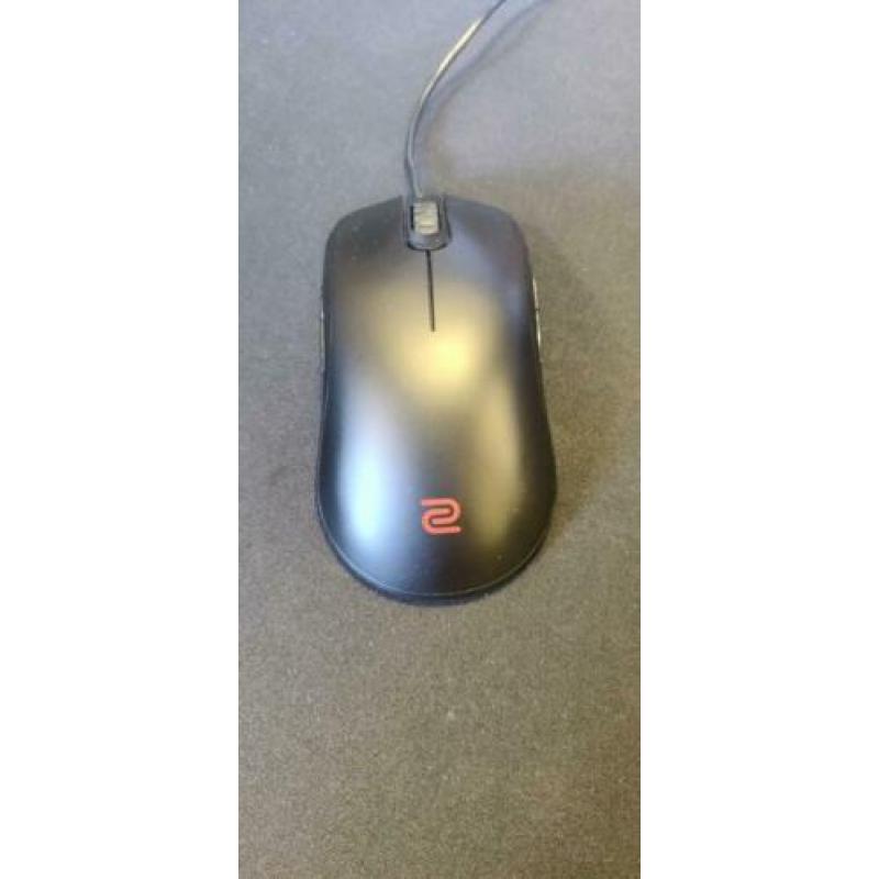 Zowie FK2 gaming muis