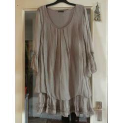 Mooie beige tuniek met twee lagen maat 42/44 voor 10€