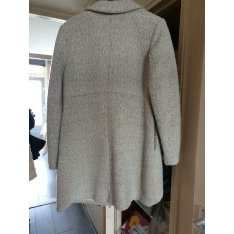H&M jas mt 42 voor meerdere seizoenen!