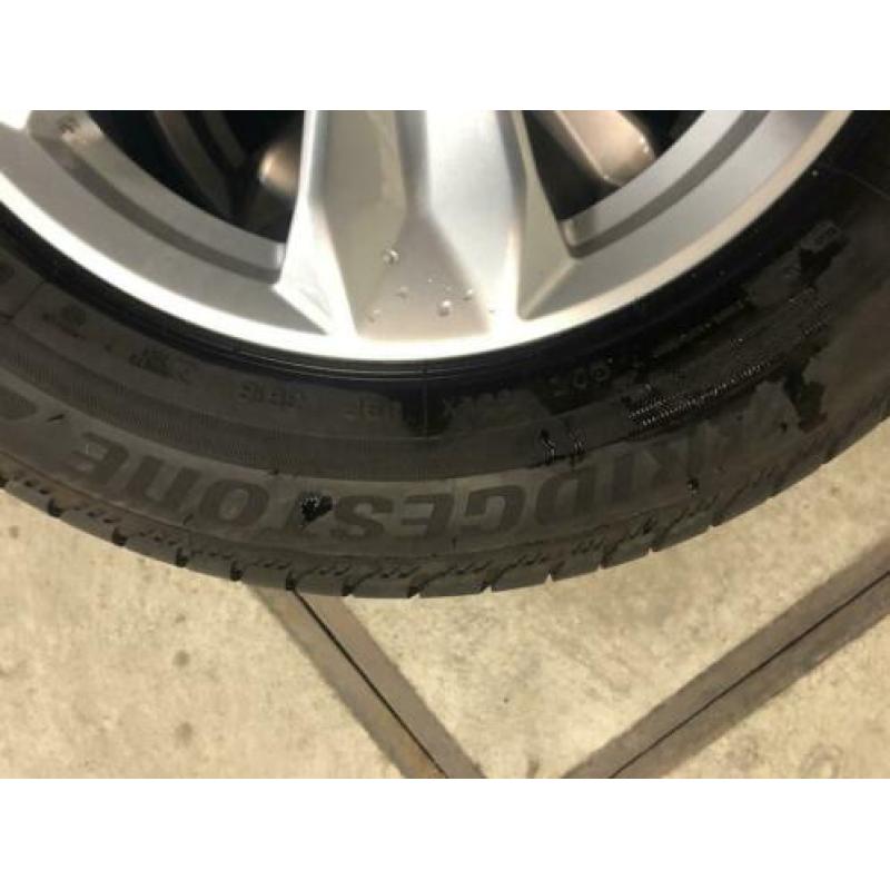 Audi a1/vw polo/skoda fabia originele lm velgen goede banden