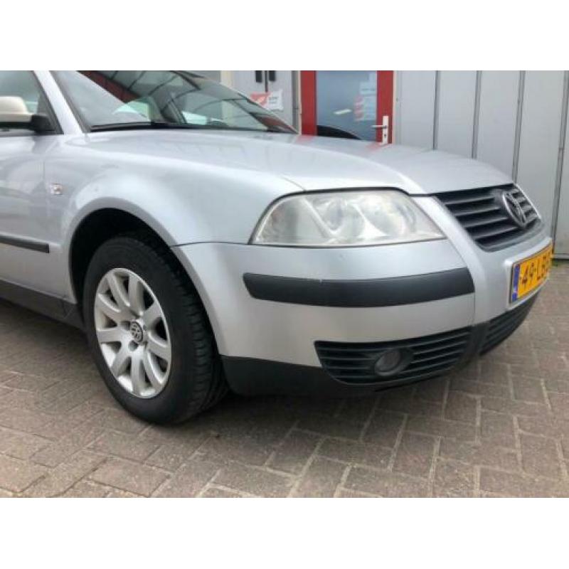 Volkswagen Passat 2.0-20V Trekaak/Airco