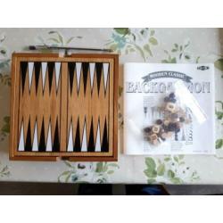 Backgammon hout reisspel, 2 spelers, denken + dobbelen, 8+