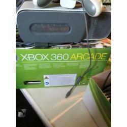 Xbox 360 met Kinect en 8 spellen