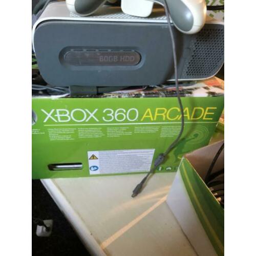 Xbox 360 met Kinect en 8 spellen