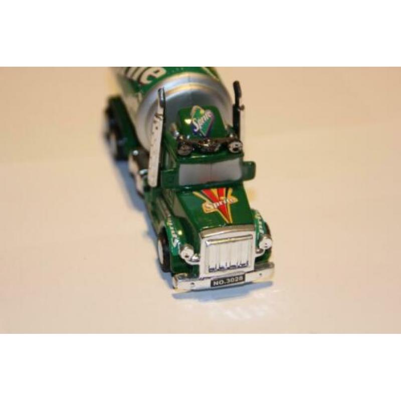 Sprite promotie vrachtwagen. Van kunststof.