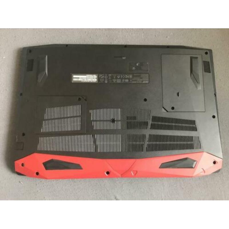 Acer predator helios 300 gtx 1060 I7 gaming laptop