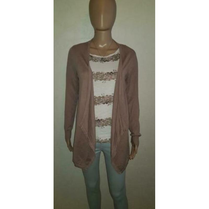 Begin vest maat 36 z.g.a.n (top is ook te koop)