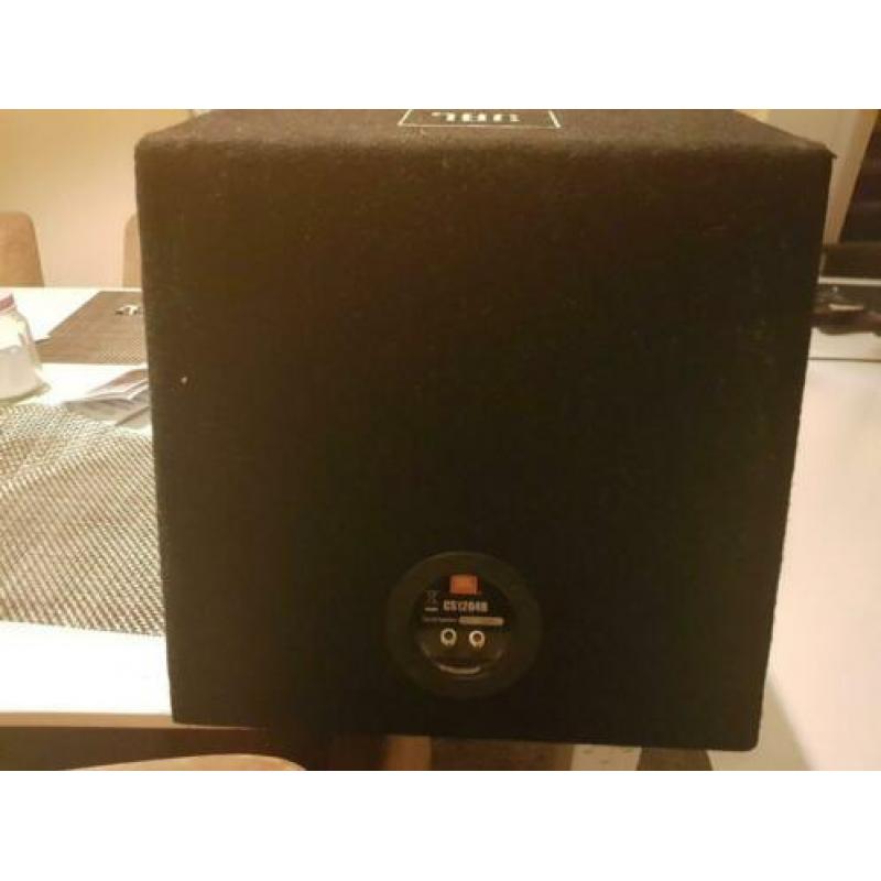 JBL subwoofer en versterker