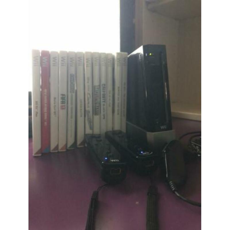 Zwarte wii met 12 games