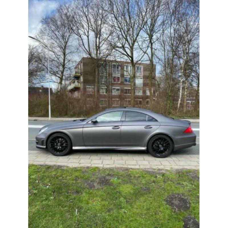Mercedes cls 350 AMG Mat grijs