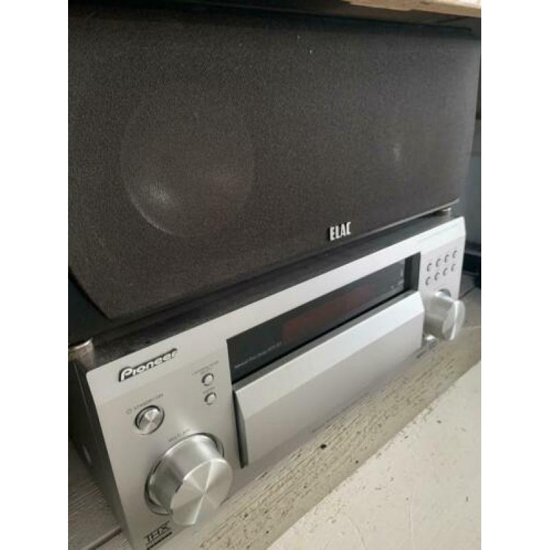 Elac High End speakers surround set