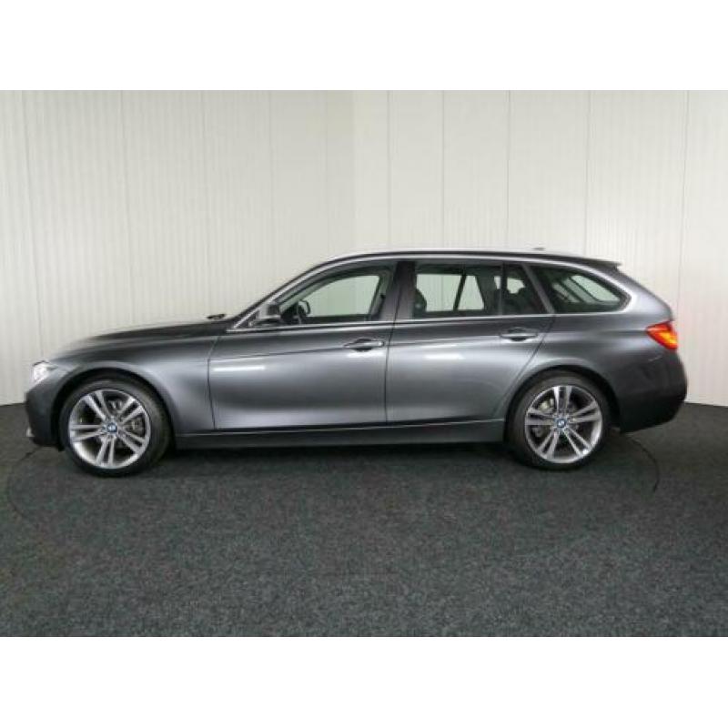 BMW 3 Serie Touring 316i Executive / Navigatie / Xenon verli