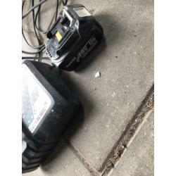 Makita DC18RC Oplader met Accu