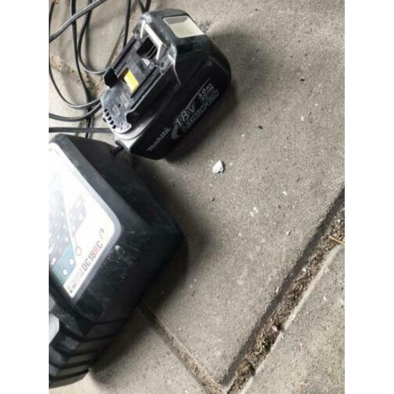 Makita DC18RC Oplader met Accu