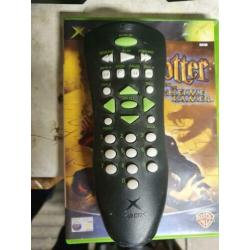 Xbox met 2 controllers