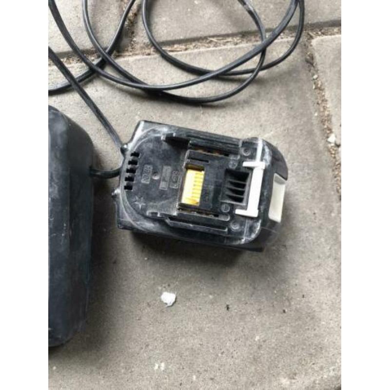 Makita DC18RC Oplader met Accu