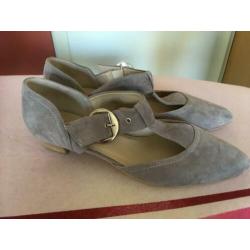 NIEUW *NALINI* Super Mooie Beige Suede Schoentje Maat 40 [M