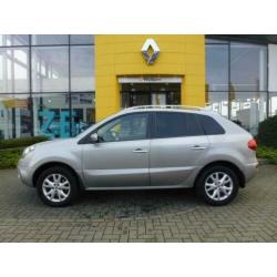 RENAULT Koleos 2.5 16V 170 Dynamique Pack / Trekhaak / Navig