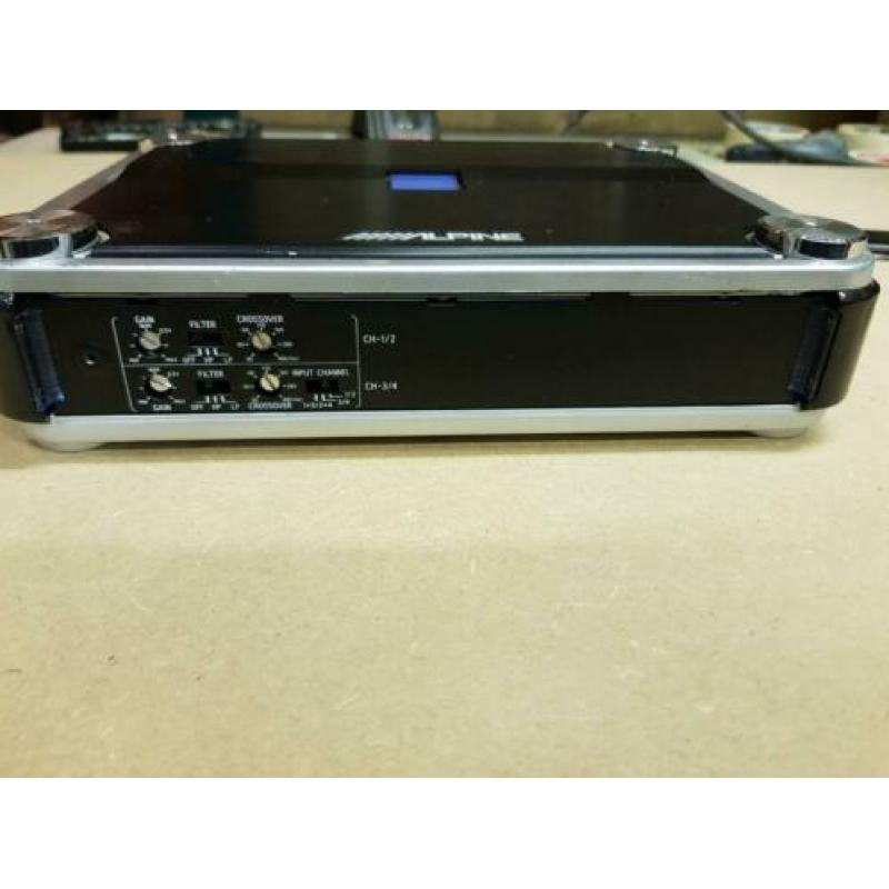 Alpine PDX-4.150 4 kanalen versterker 4 x 150 watt Rms