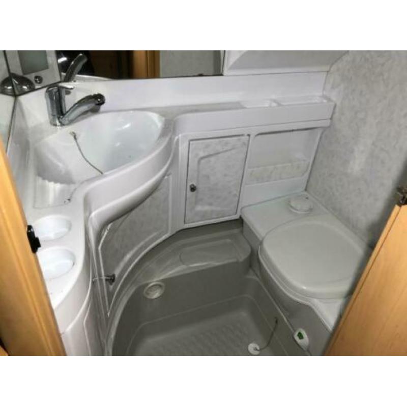 Hobby 440 sf easy bj 2002 fietsenrek, vast bed. 5995, euro