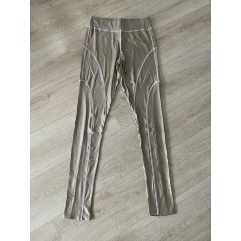 10days legging gold maat 1
