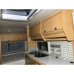 Hobby 440 sf easy bj 2002 fietsenrek, vast bed. 5995, euro