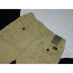 Geweldige beige/bruine CARS short maat 12/152.