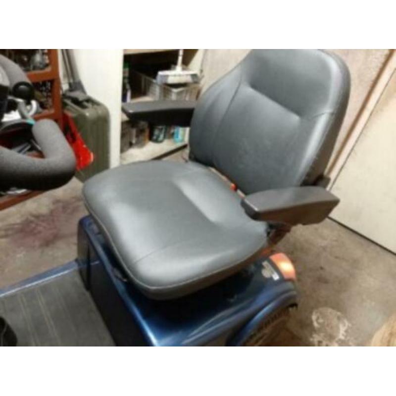 In nette staat scootmobiel compleet met oplader