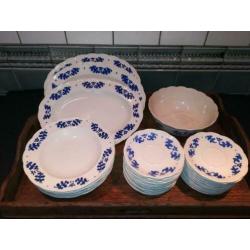 servies Boch Festival "eikenblad met kroon"