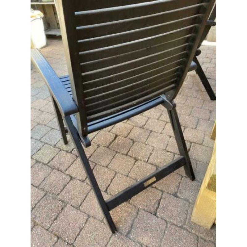 2 zgan zwarte hardhouten tuinstoelen